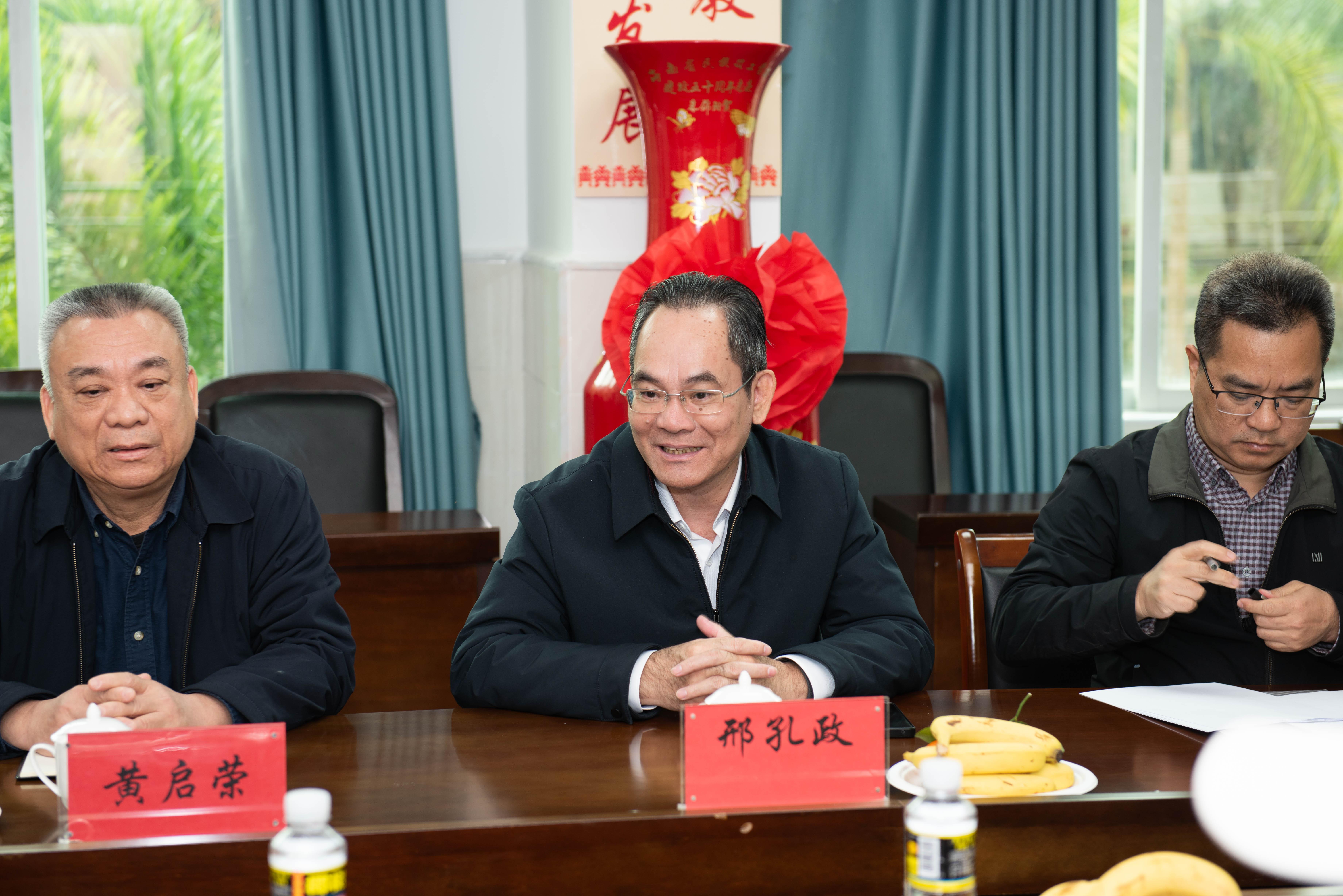 春节慰问送温暖 点滴关怀暖人心